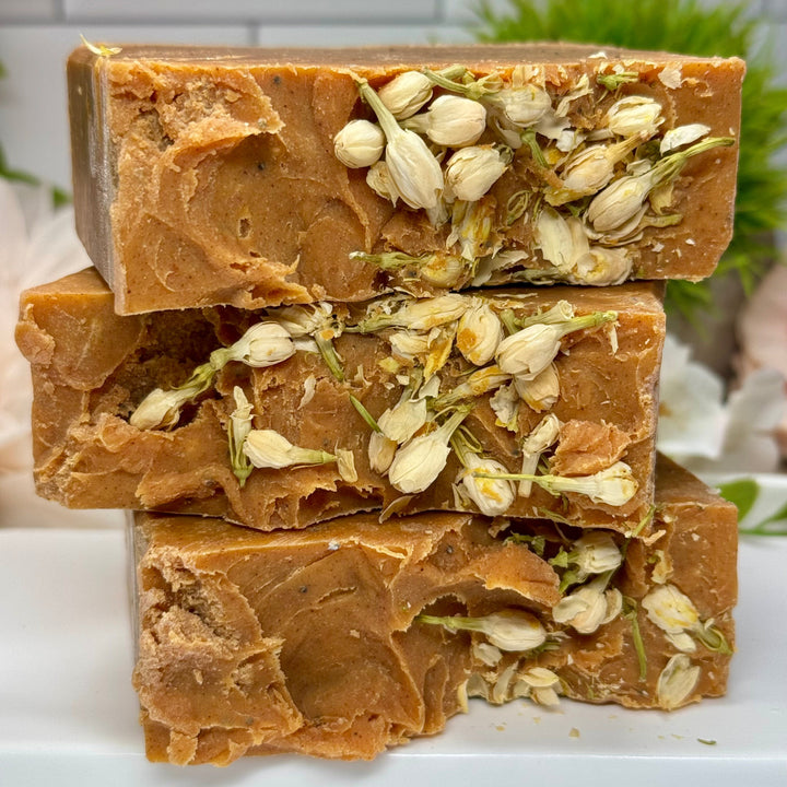 Oatmeal & Lavender - Exfoliation Scrub Bar with Turmeric, Honey, Shea Butter & Clays