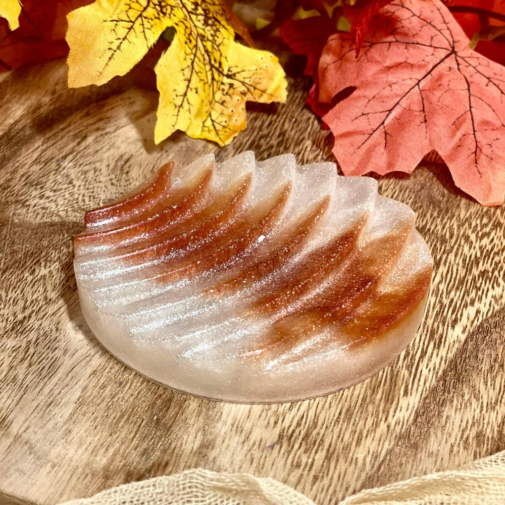 Resin Round Decorative Bath Soap Saver | Soap Holder Self Drainage - Nina's Pure Joy